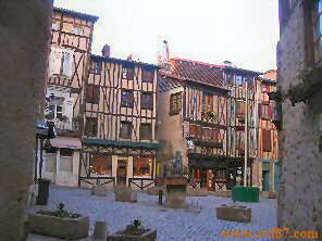 Place St-Aurélien Place St-Aurélien